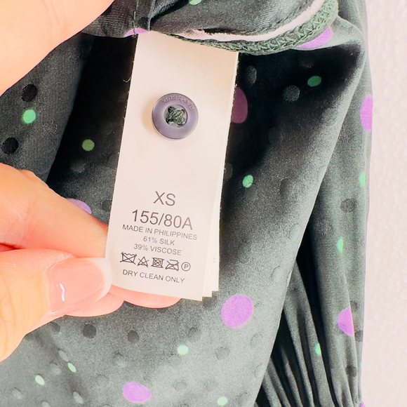 KATE SPADE Pine Forest Green Polka POP DOTS Preppy WOMENS XS Silk Blend PREP Top - Picture 8 of 8